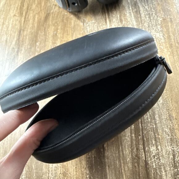 Beats by Dr. Dre Studio3 Bluetooth On Ear Wireless Headphones - Shadow Gray READ - Picture 5 of 6